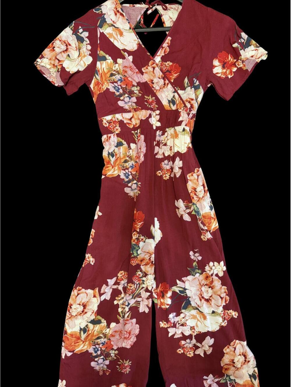 xhilaration L Burgundy Flowy Jumpsuit Pockets! - Picture 2 of 4